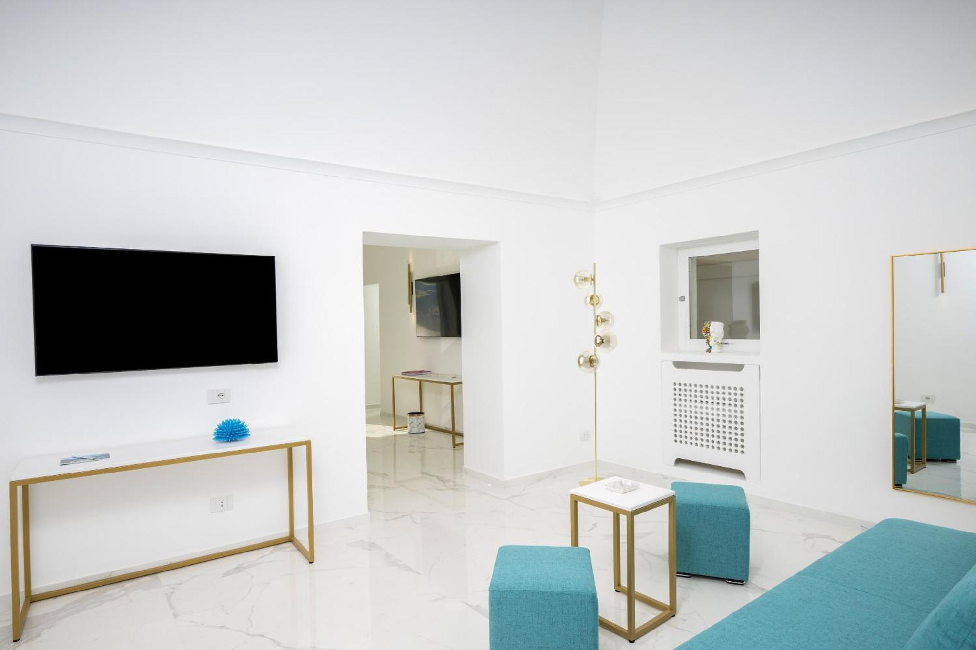 Gianlica Suites Позитано Экстерьер фото