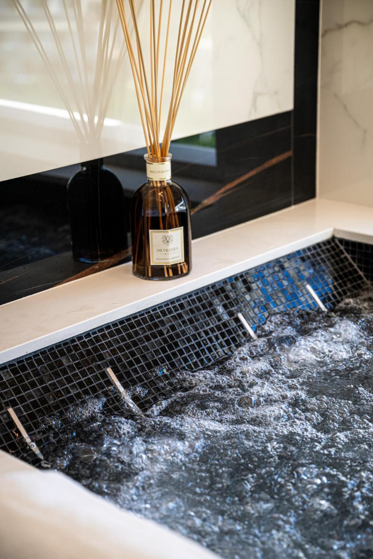 Gianlica Suites Позитано Экстерьер фото